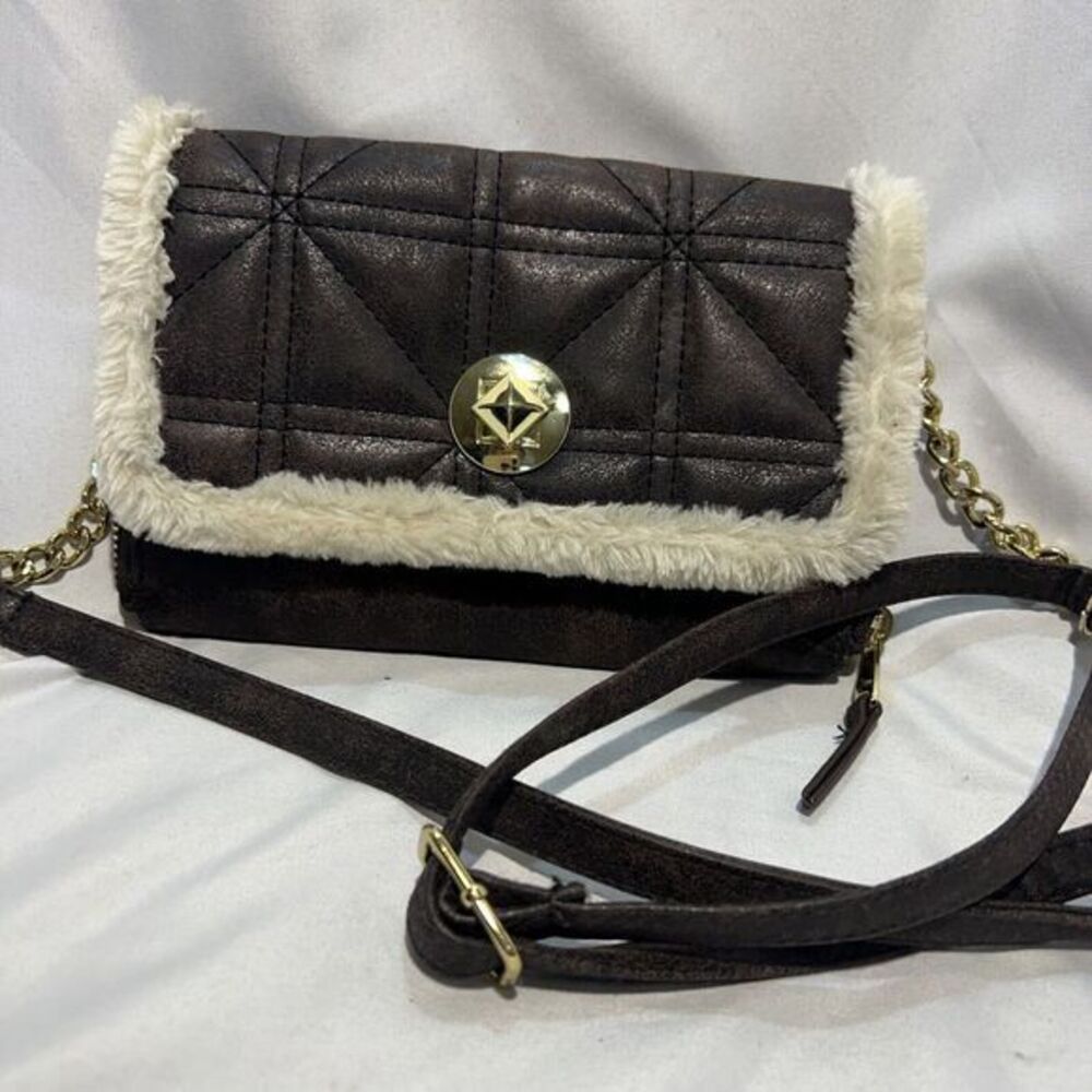 Jessica Simpson's Nordia crossbody‎ purse